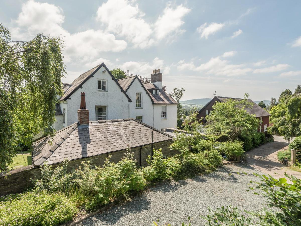 The Old Schoolhouse And Cottage Bishop's Castle Buitenkant foto